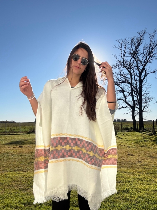 PONCHO INCAICO