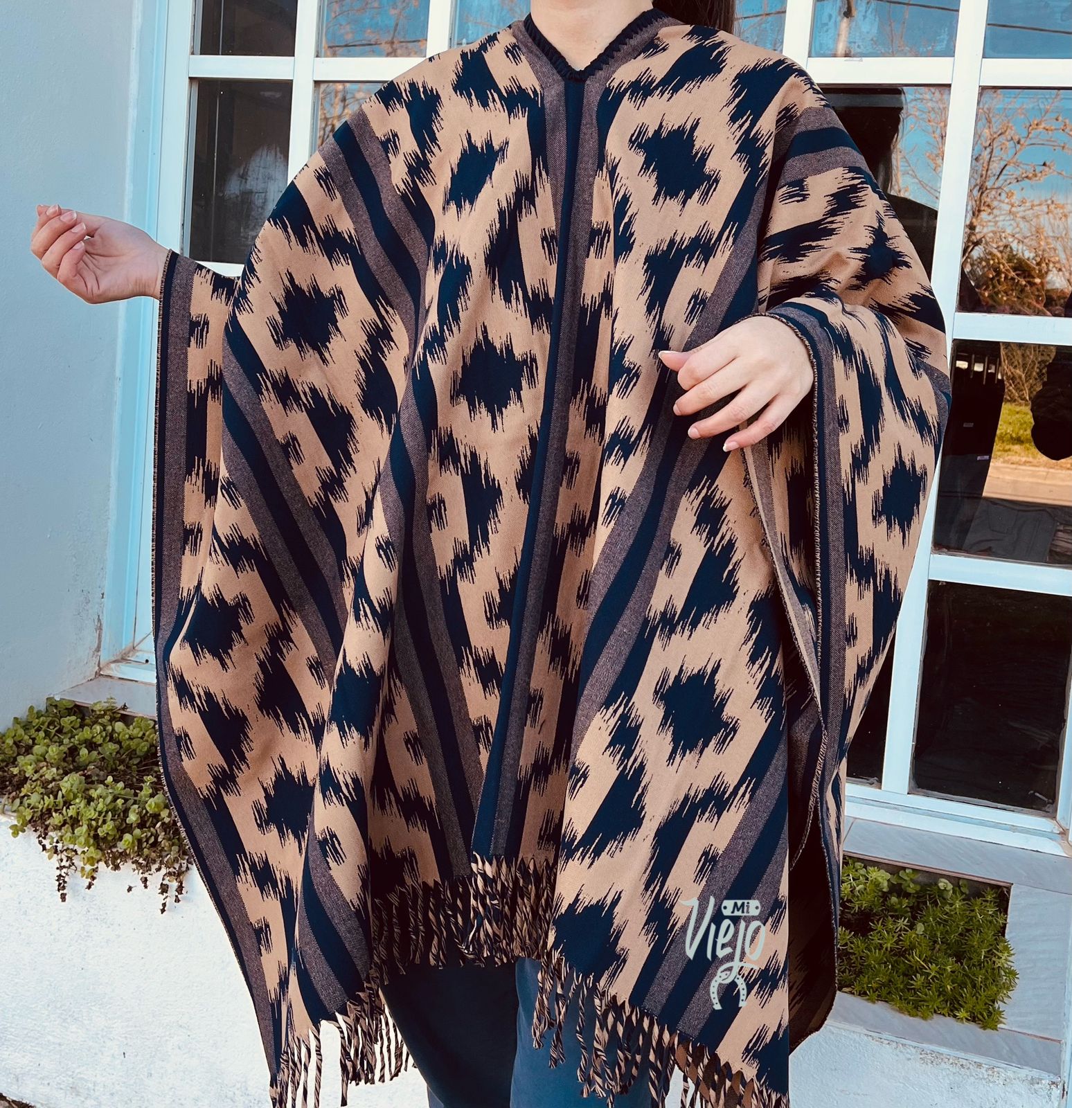 PONCHO 3 GUARDAS REVERSIBLE - Imagen 4